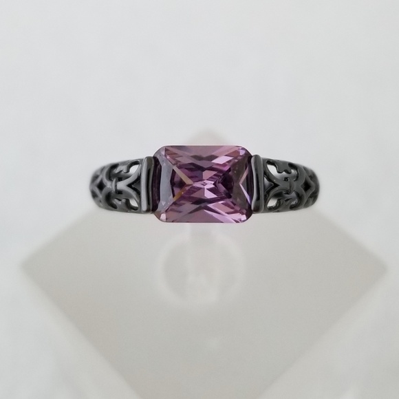 18k Horizontal Filigree Band - Picture 4 of 8